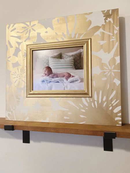 *NEW* Gold modern floral frame