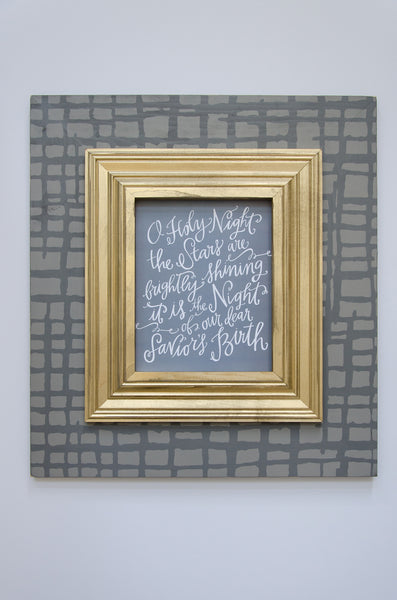 Chic Gray Graph