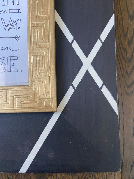 B+W crosshatch - Ships Immediately!