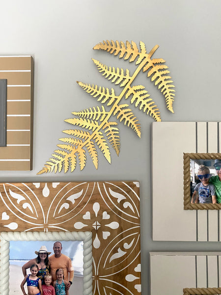 Metal fern wall hanging piece 2